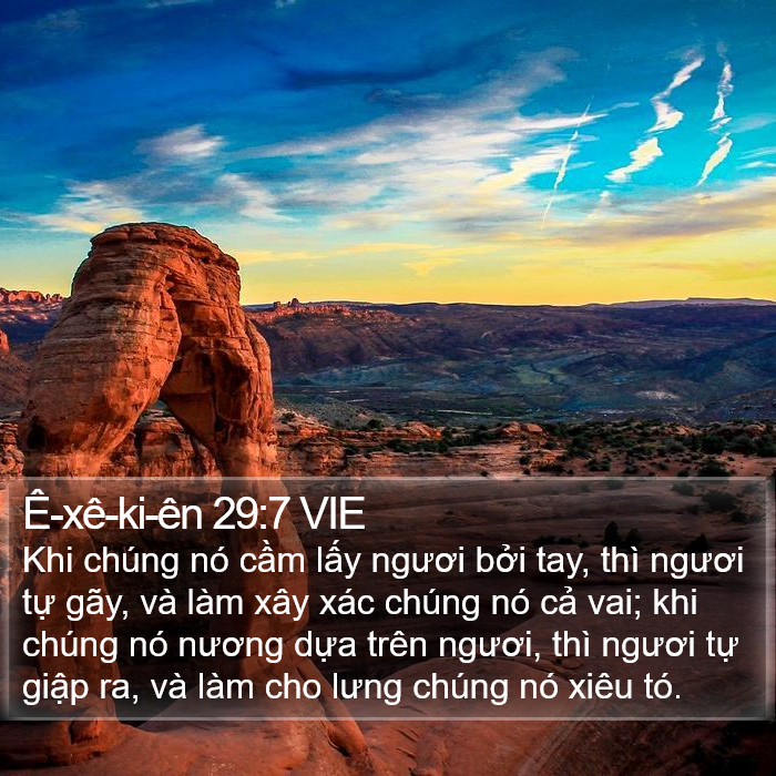 Ê-xê-ki-ên 29:7 VIE Bible Study