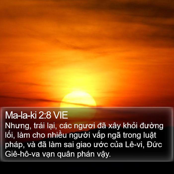 Ma-la-ki 2:8 VIE Bible Study